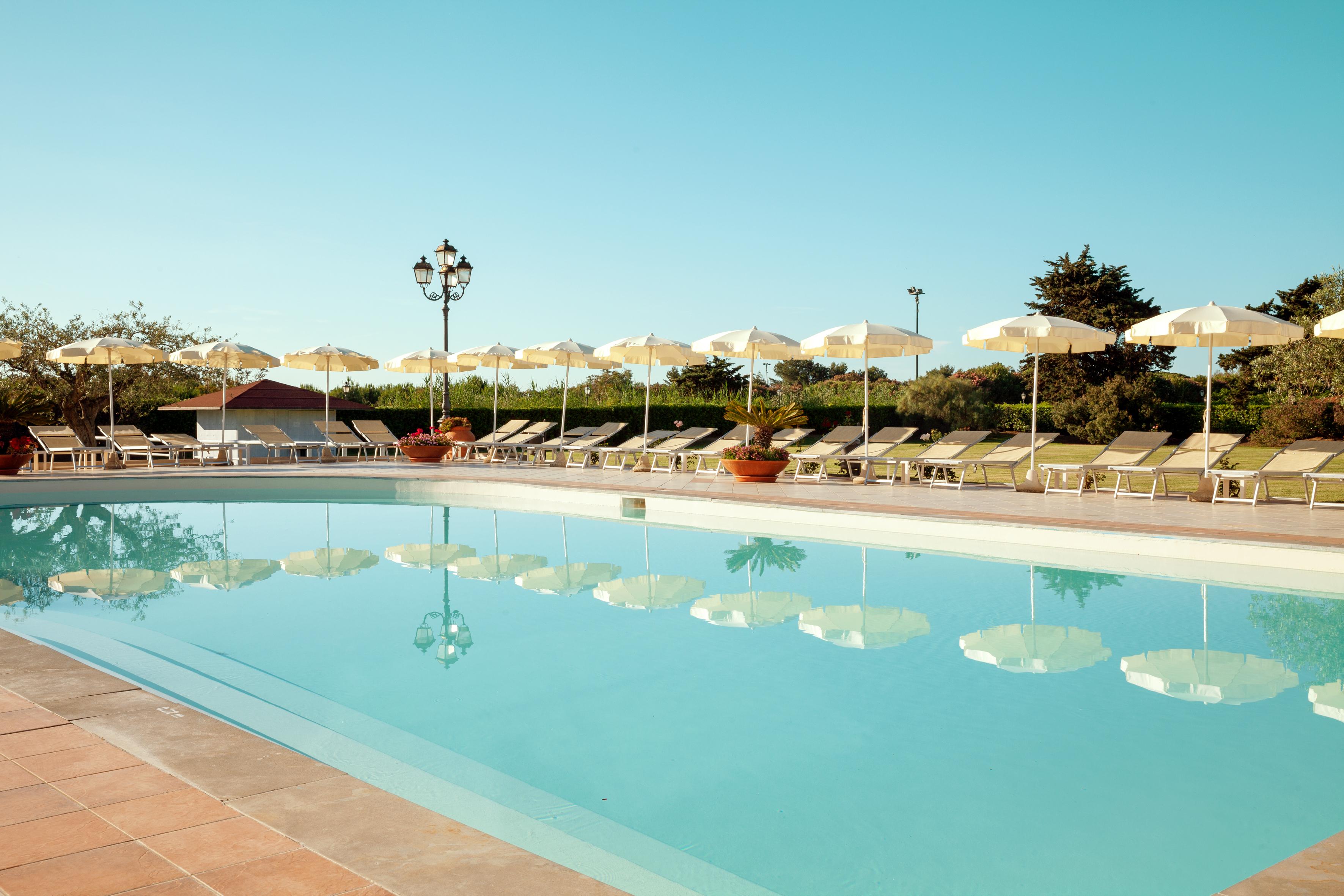Club Hotel Orosei Beach Exterior photo