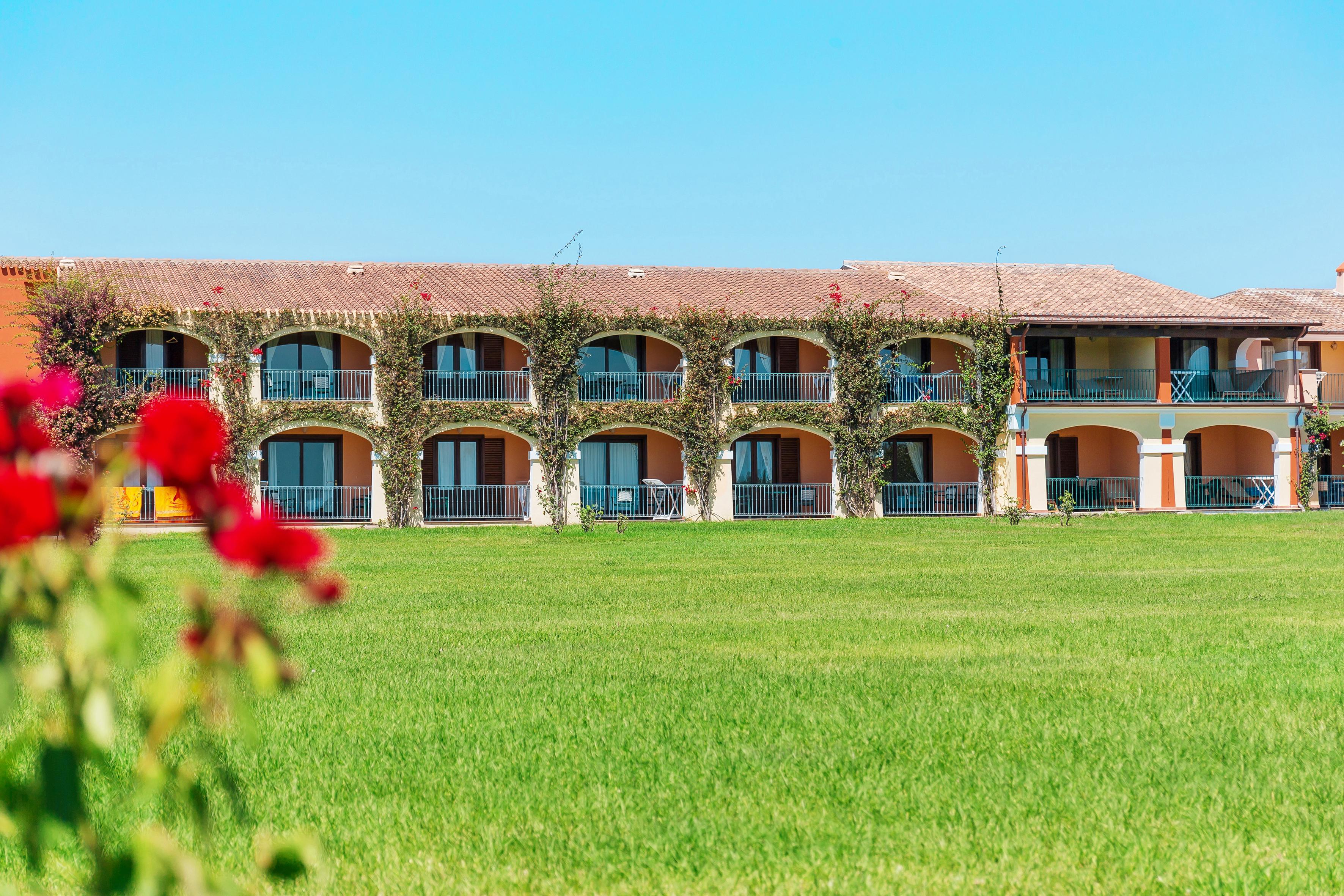 Club Hotel Orosei Beach Exterior photo
