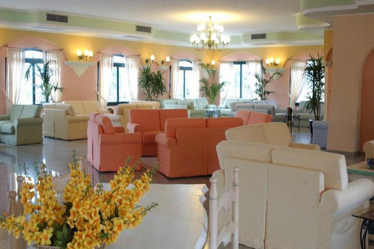 Club Hotel Orosei Beach Exterior photo